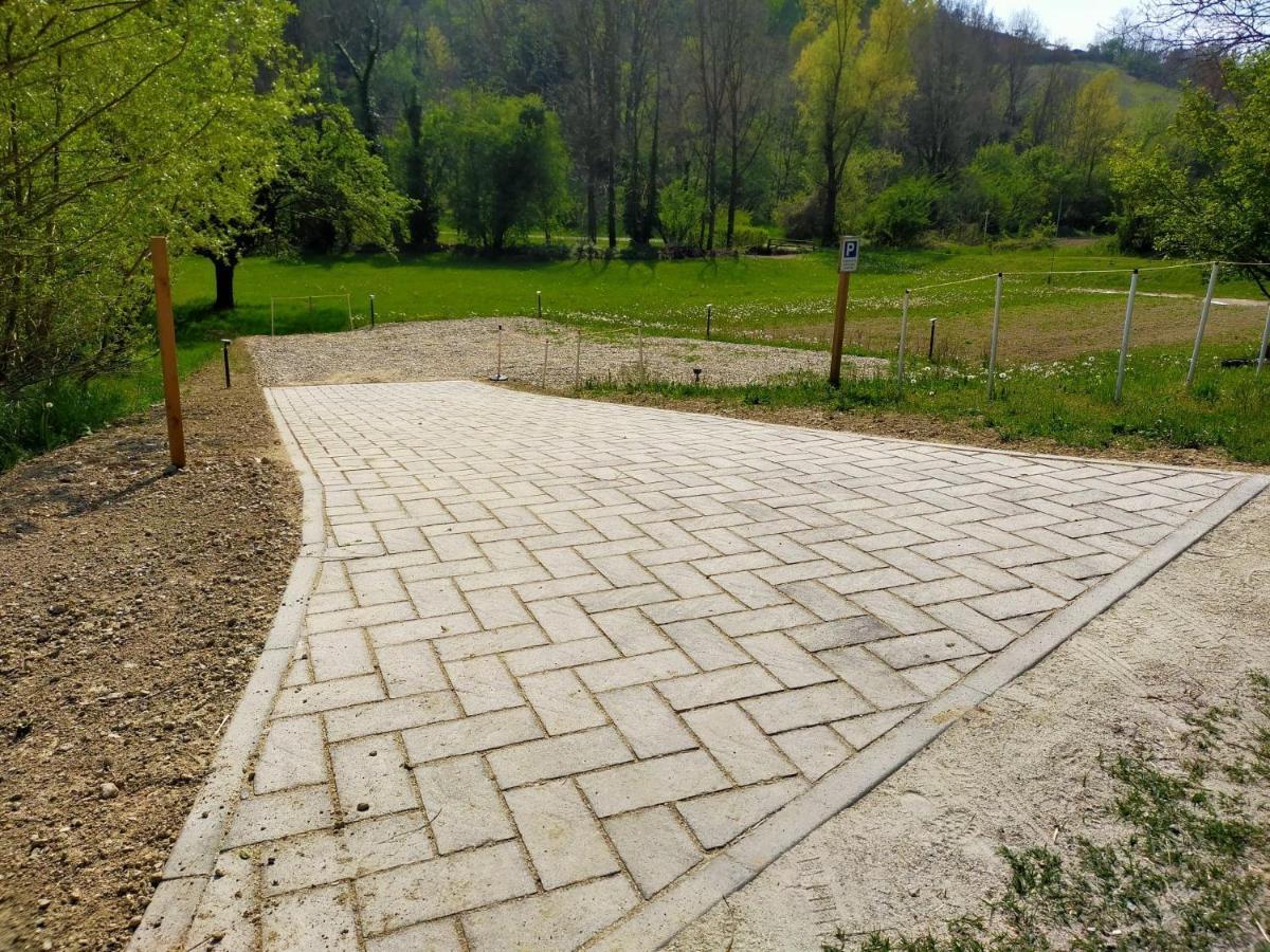 Гостевой дом Cascina Ghitin Relais Асти Экстерьер фото