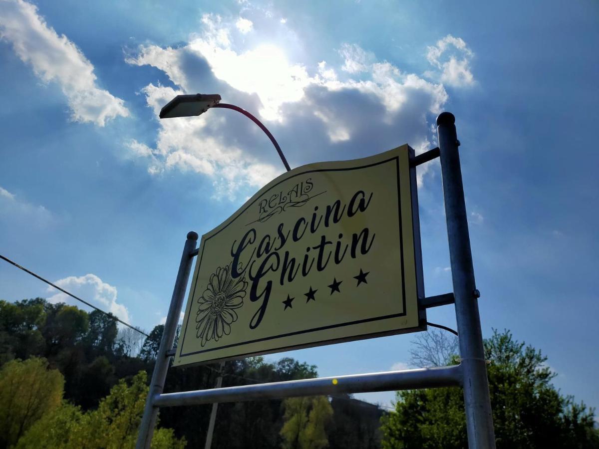 Гостевой дом Cascina Ghitin Relais Асти Экстерьер фото