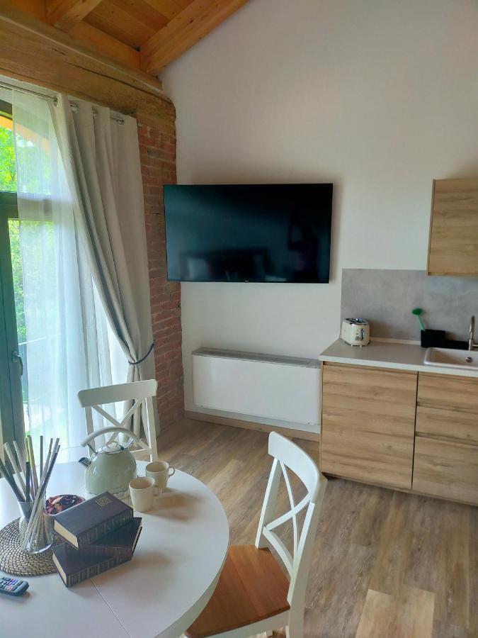 Гостевой дом Cascina Ghitin Relais Асти Экстерьер фото