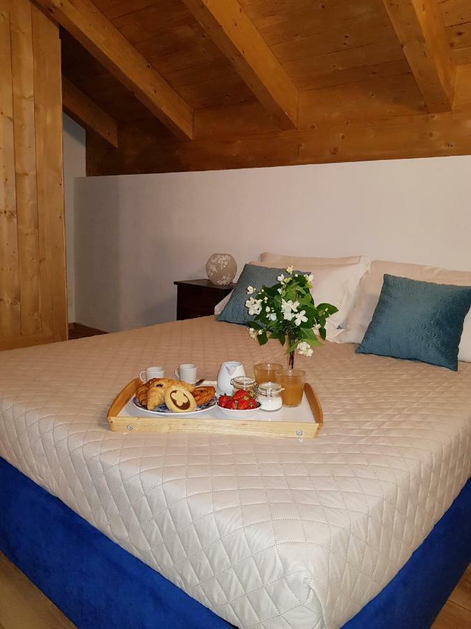 Гостевой дом Cascina Ghitin Relais Асти Экстерьер фото