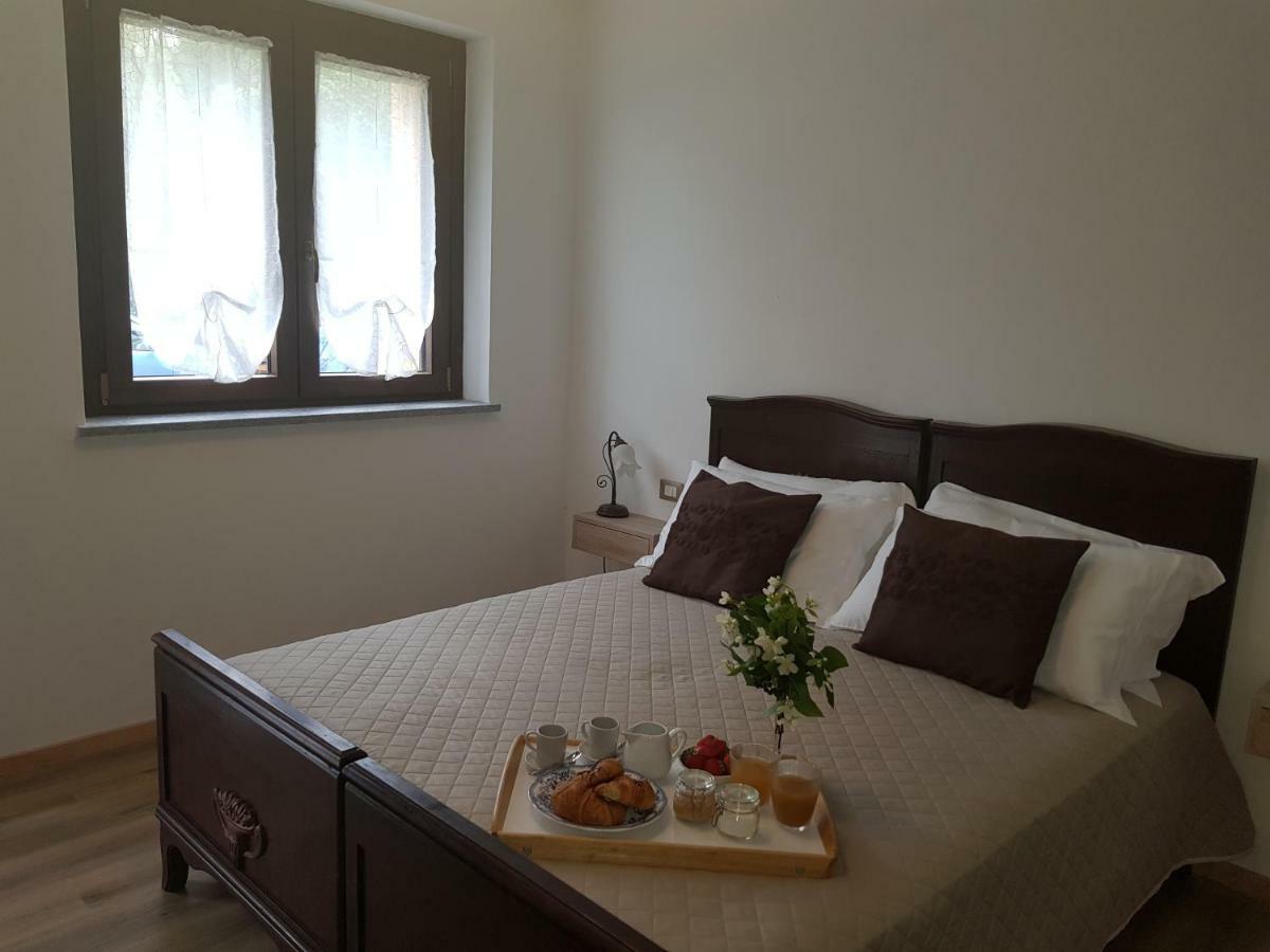 Гостевой дом Cascina Ghitin Relais Асти Экстерьер фото
